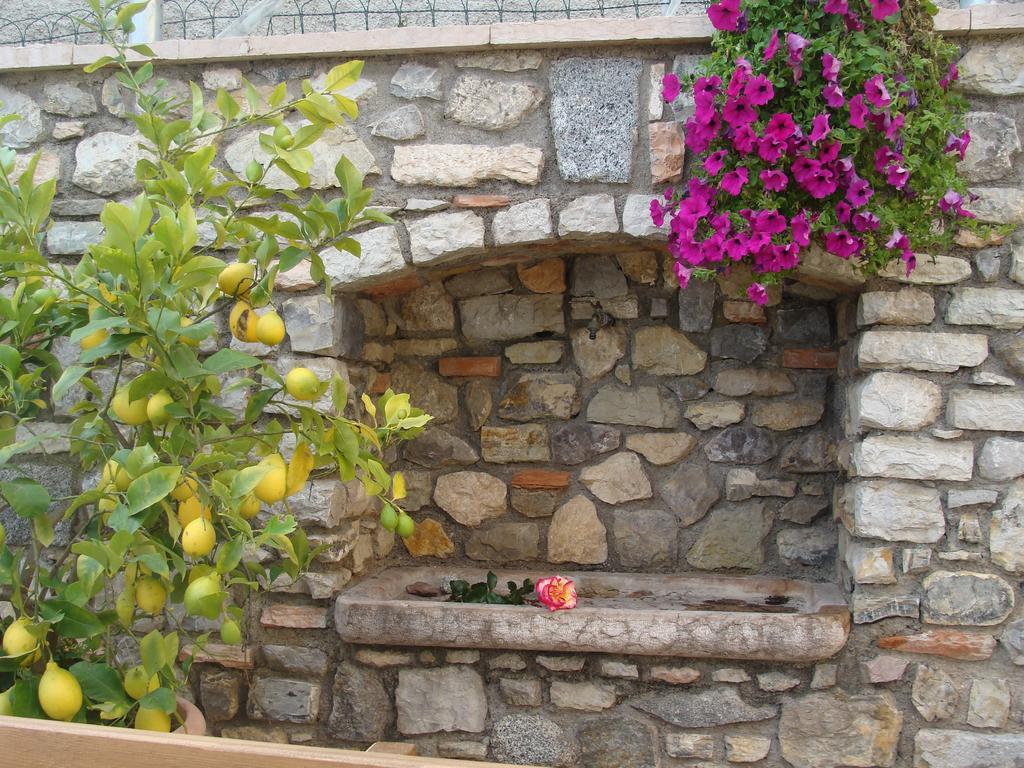 Appartamento Casa Pace Tremosine Екстериор снимка
